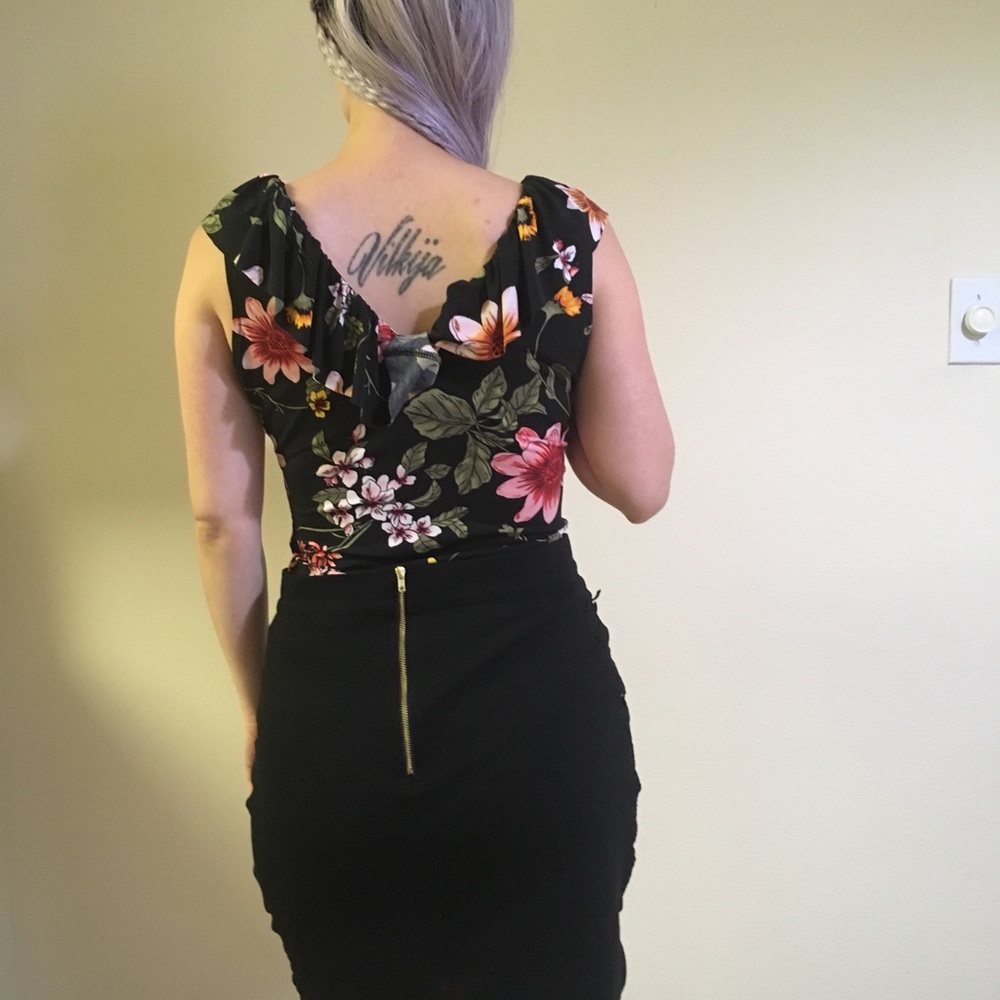 Guess Floral bodysuit